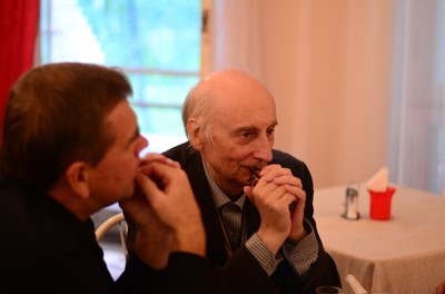 На товарищеском ужине