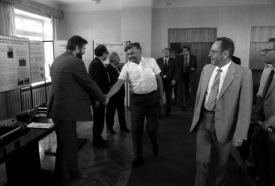 Выставка в Институте физики 